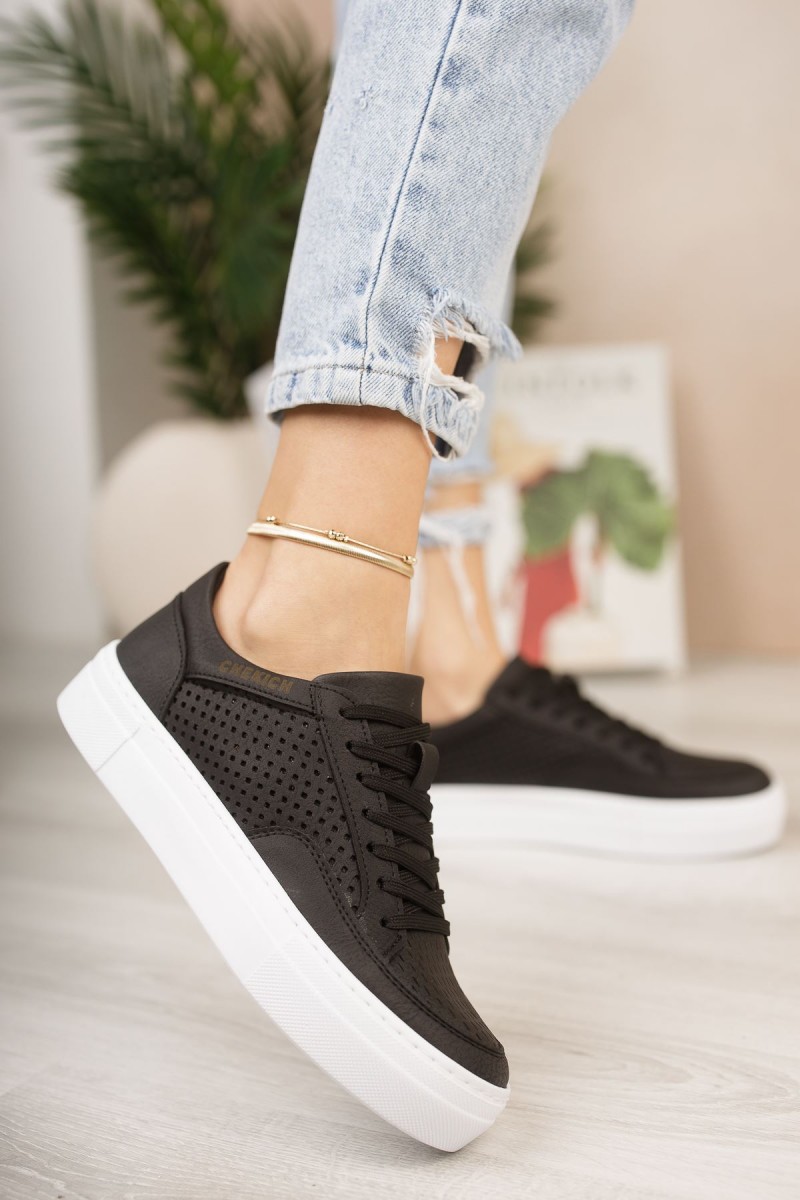 Womens Sneakers - Black White - 015