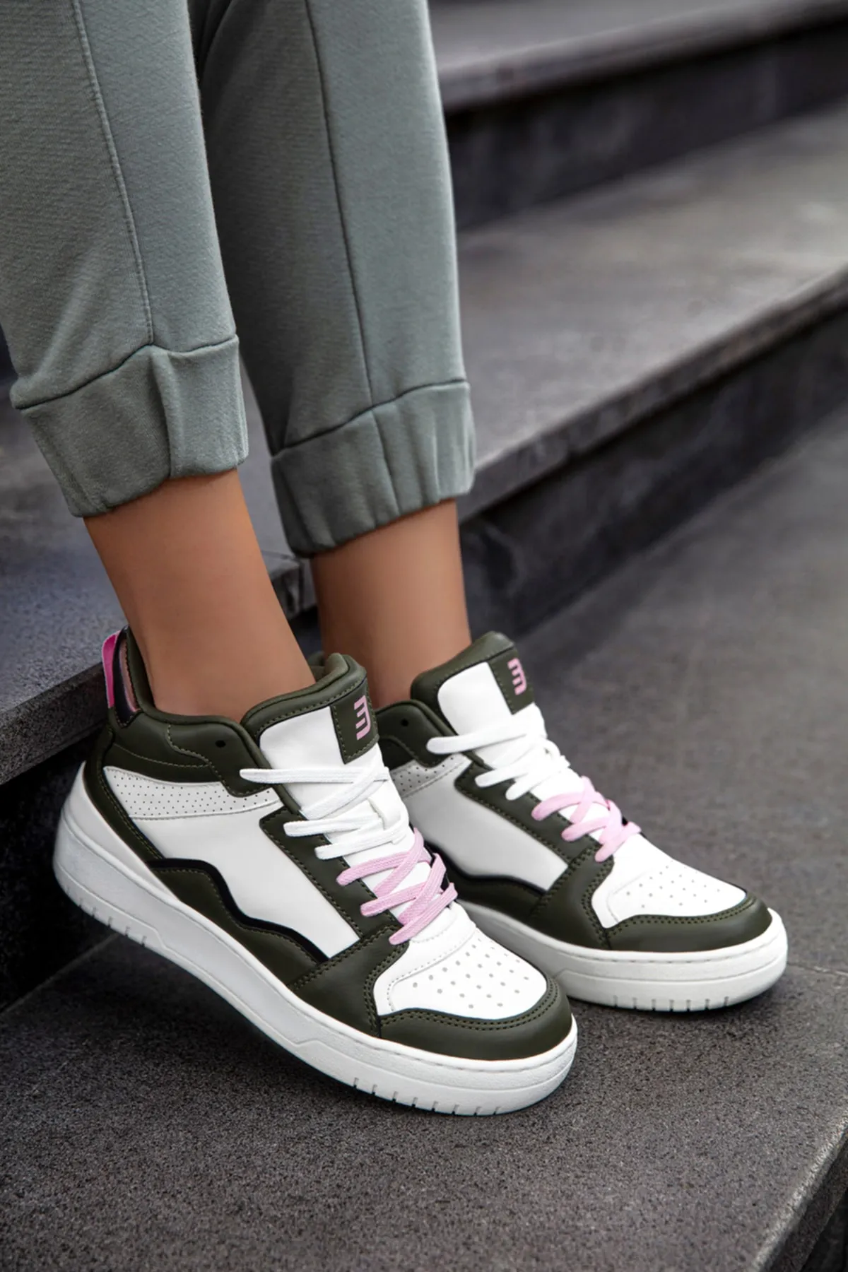 Kadın Bilekli Sneaker - Beyaz Yeşil - DS Violet