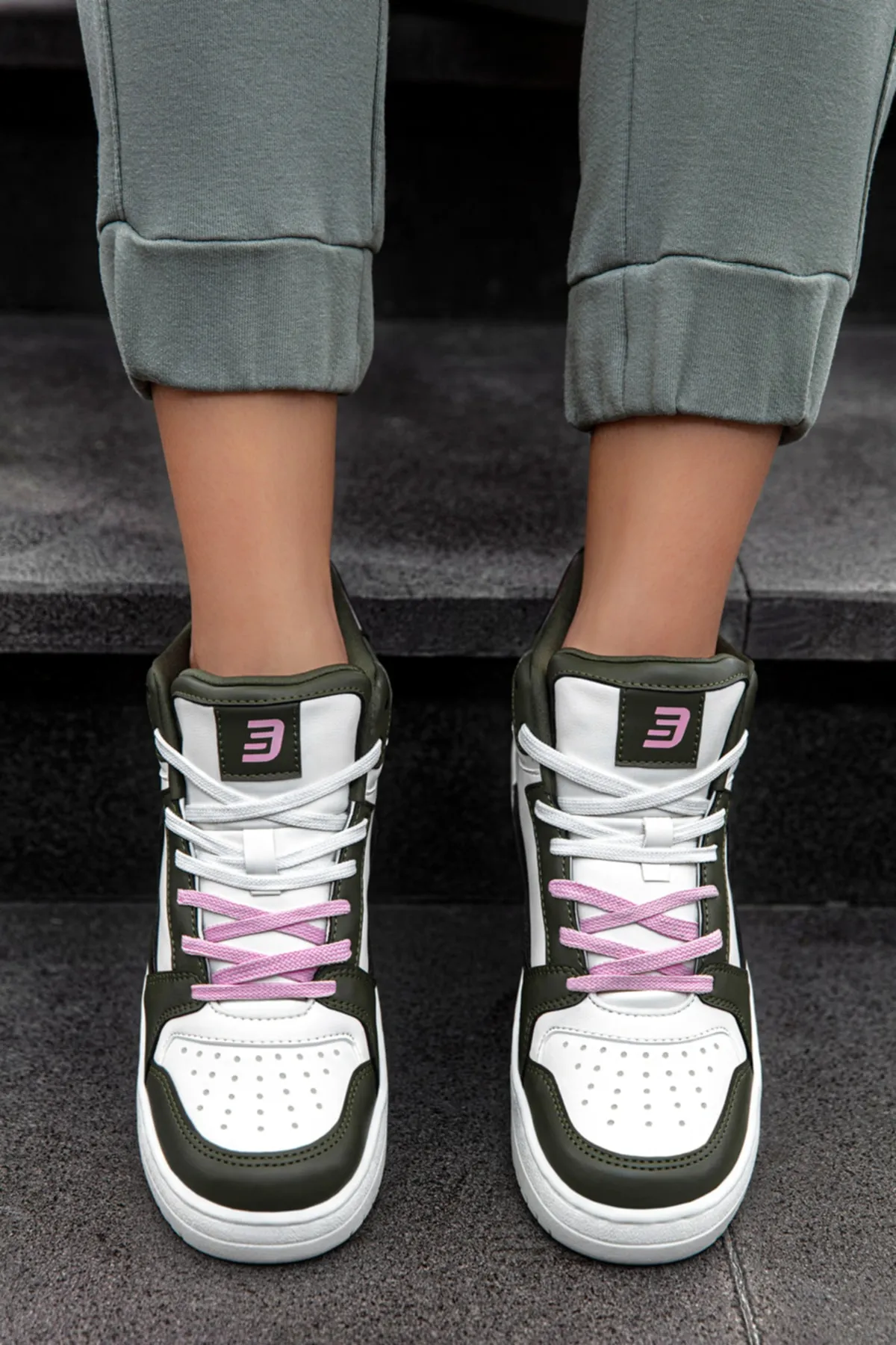 Kadın Bilekli Sneaker - Beyaz Yeşil - DS Violet
