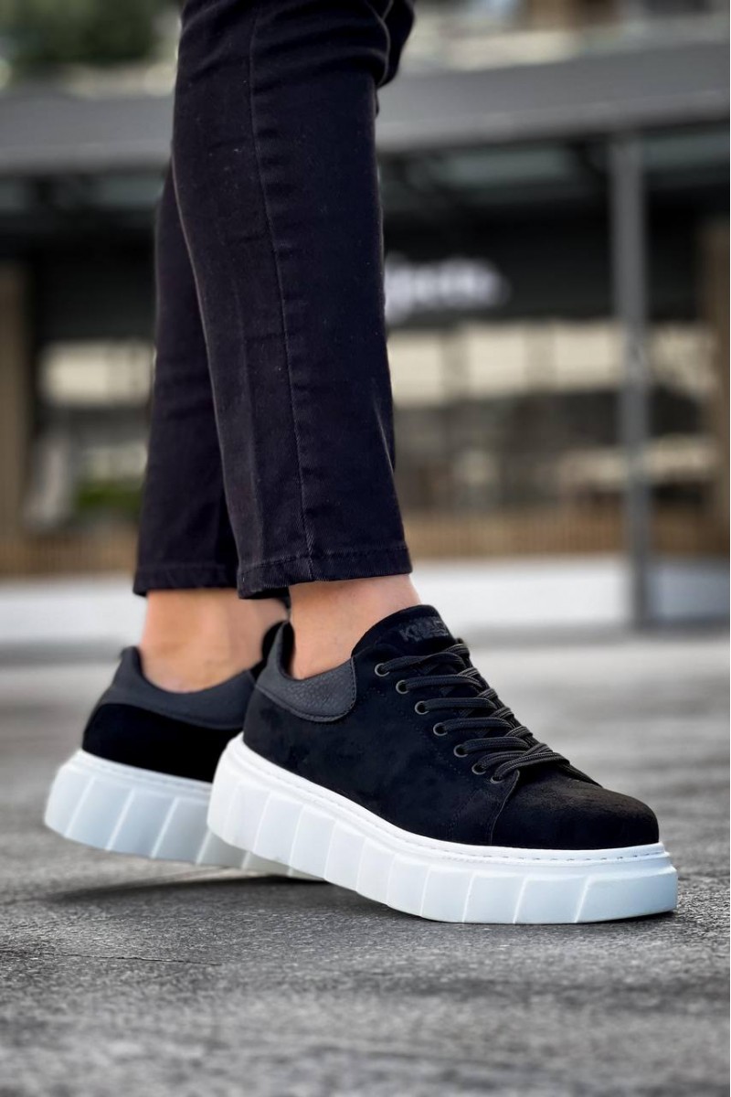 Mens Sneakers - Black White Suede - 144
