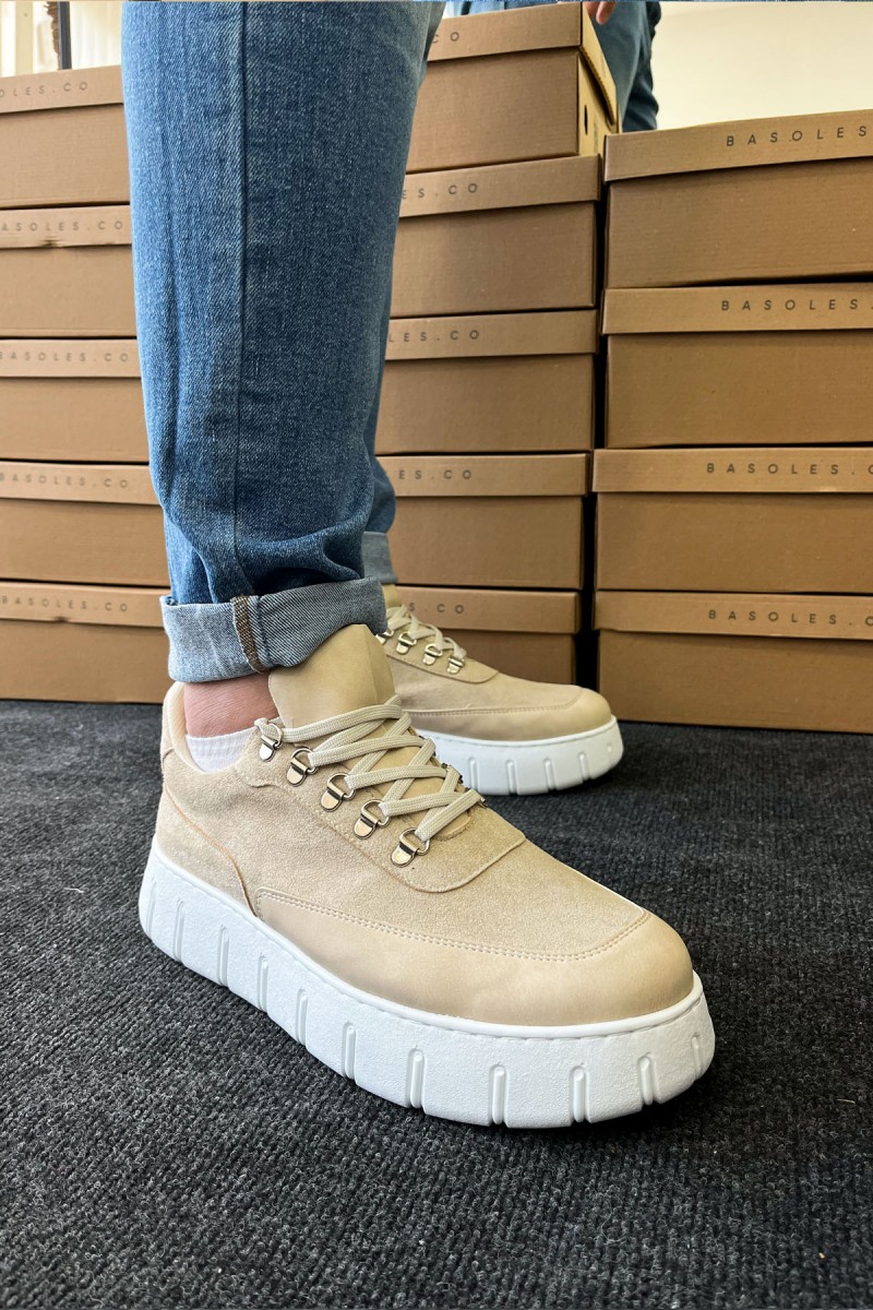 Mens Sneakers - Beige Suede - 600