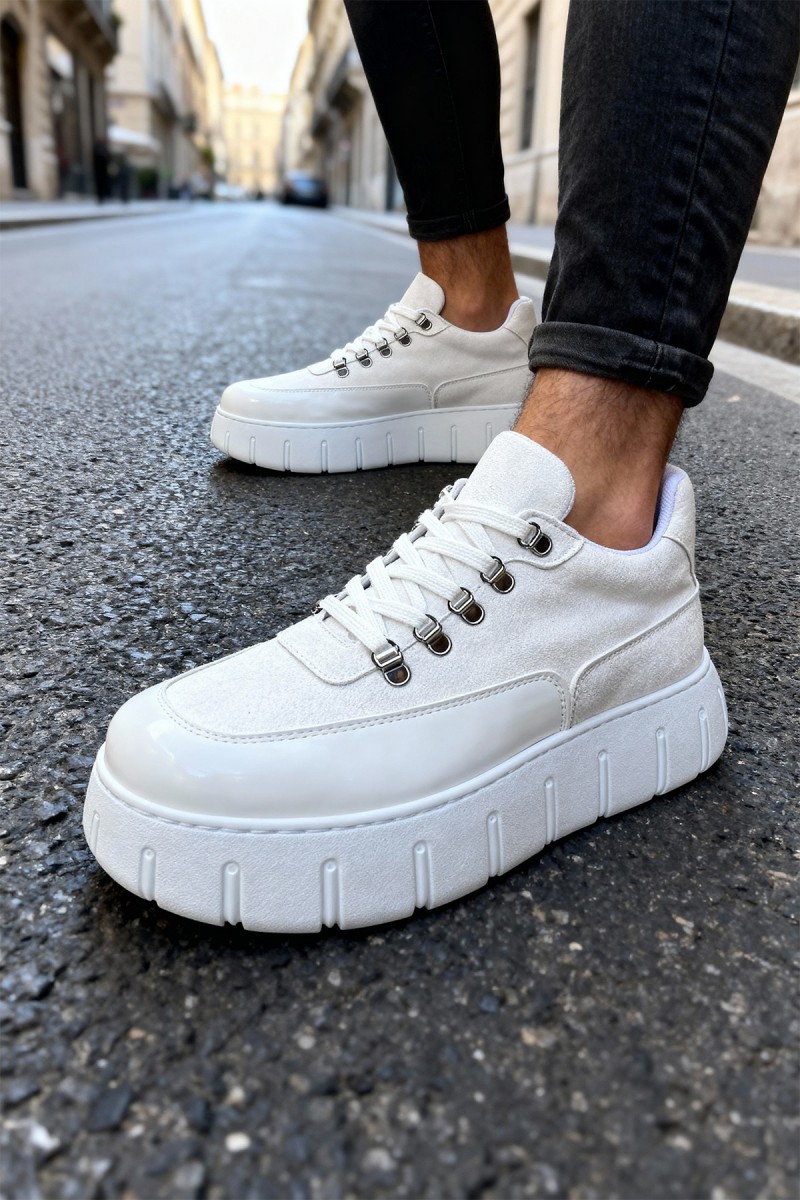 Mens Sneakers - White Suede - 600