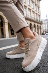 Mens Sneakers - Beige Suede - 600
